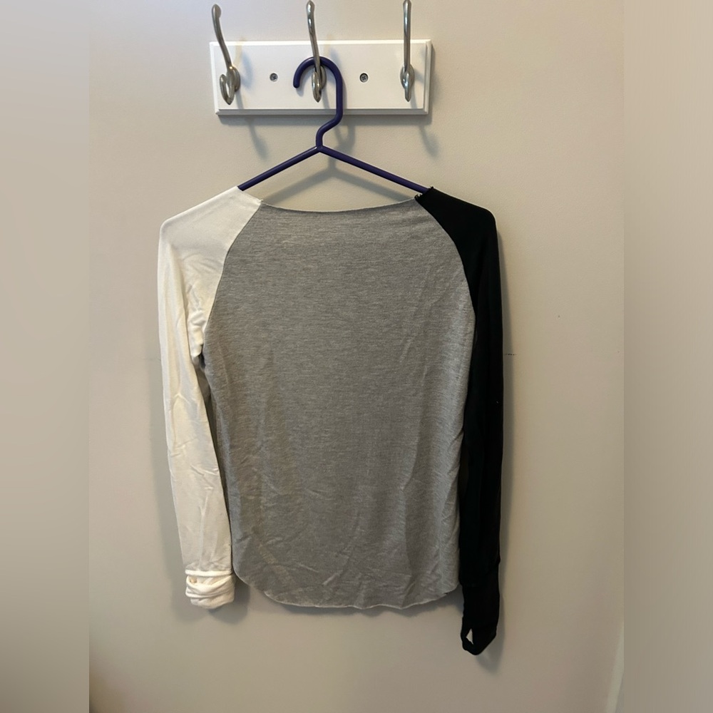 Color block T shirt
